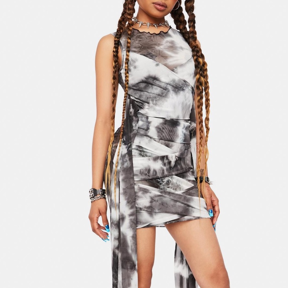 COPY - BRAND NEW DollsKill Dress - Picture 2 of 4